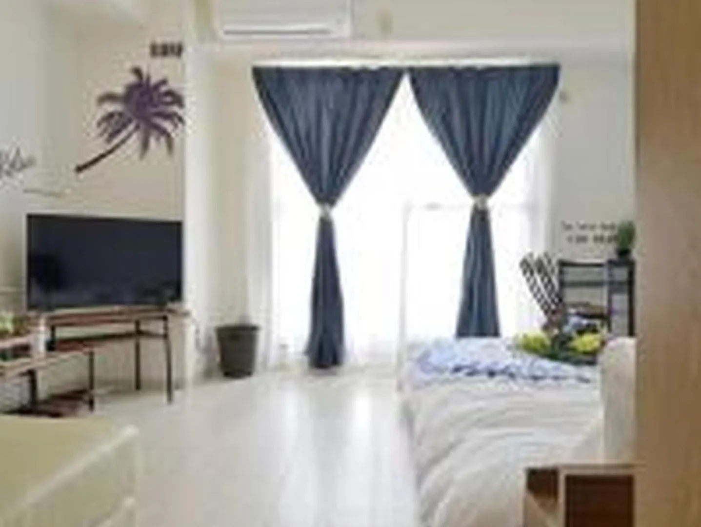 コンフィデンスロン1005 Apartment Osaka